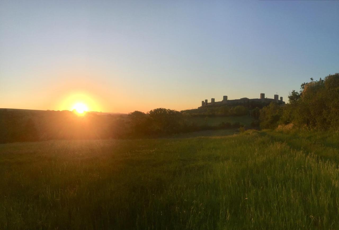 Monteriggioni Castello Villa Eksteriør bilde