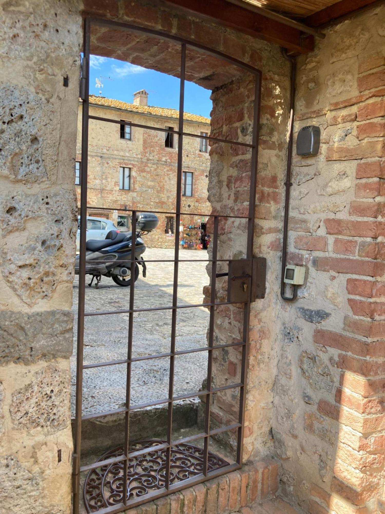 Monteriggioni Castello Villa Eksteriør bilde