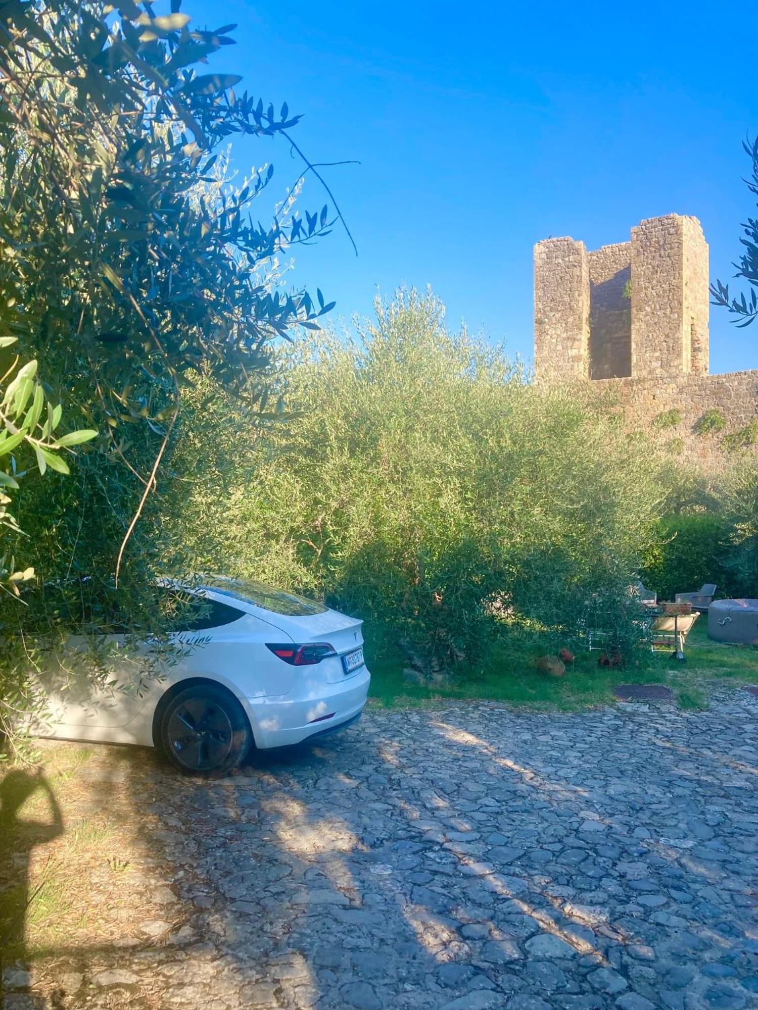 Monteriggioni Castello Villa Eksteriør bilde
